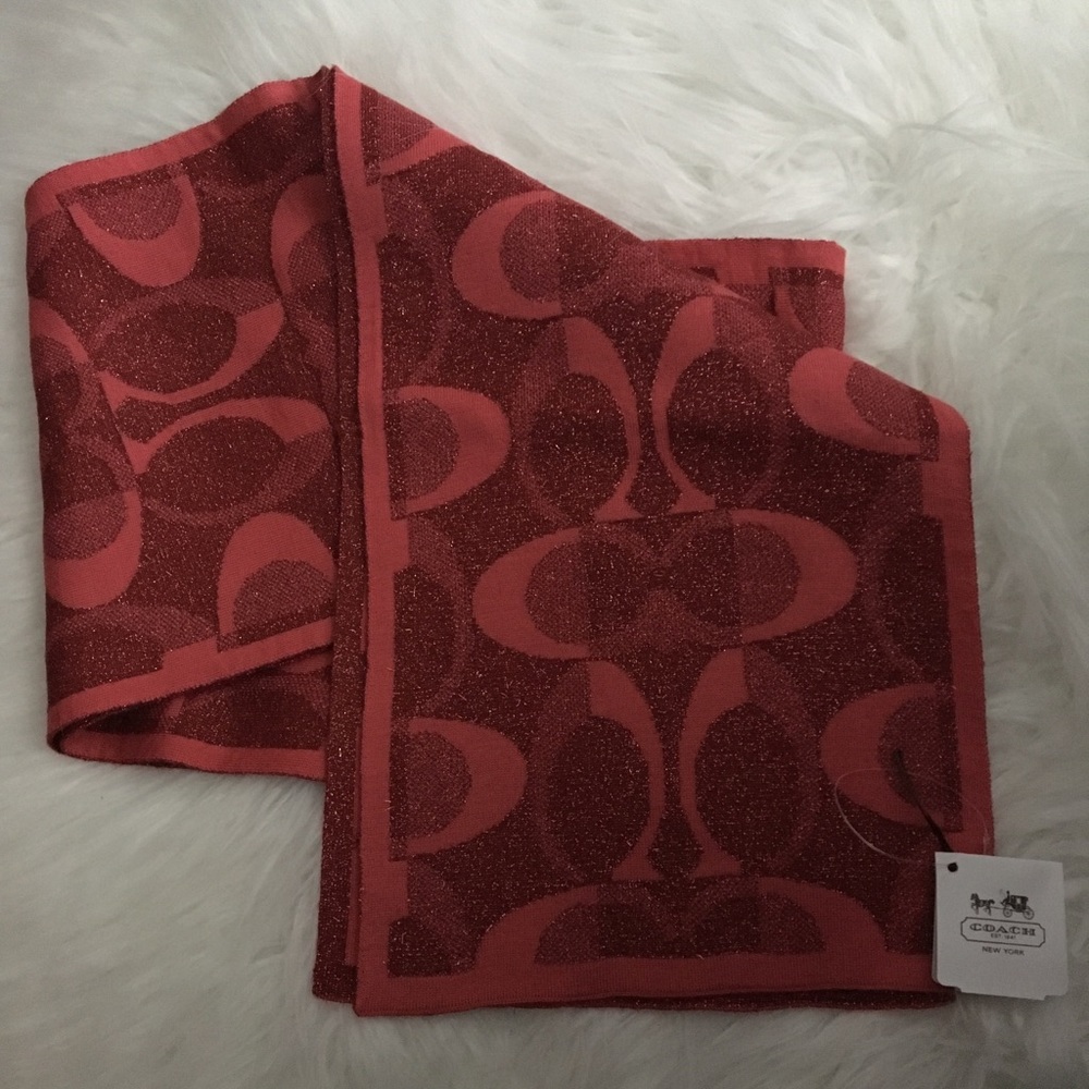 New Coach Tonal Dream Split Signature Knit Scarf